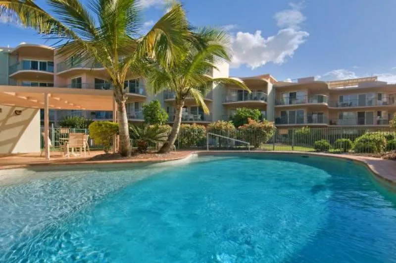**** Aparthotel Surfside On The Beach Buddina Australia