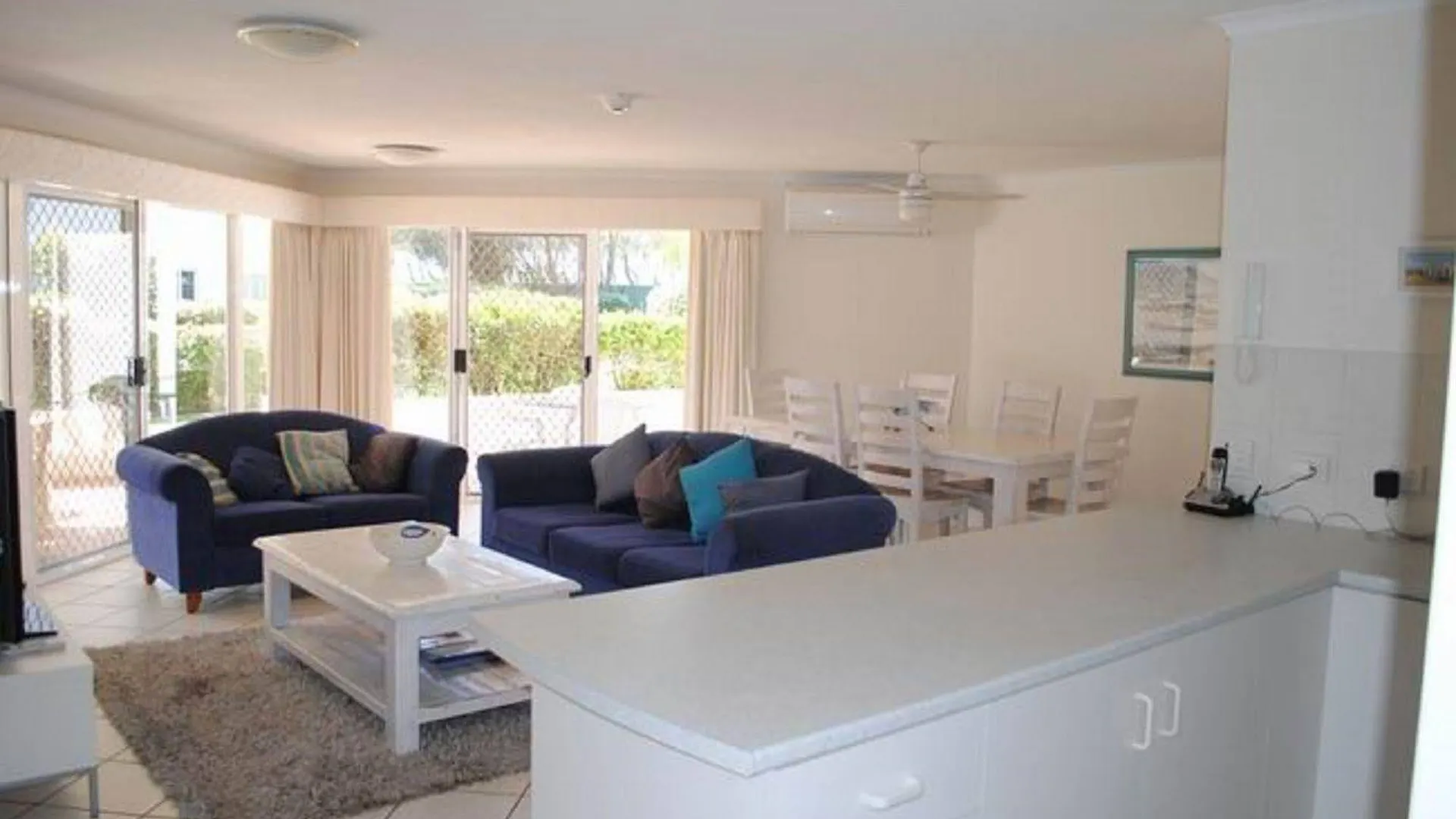 Aparthotel Surfside On The Beach Buddina