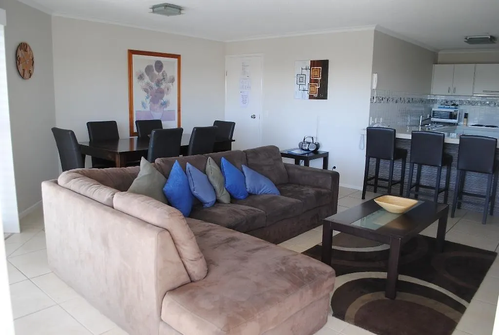 Surfside On The Beach Buddina Australia